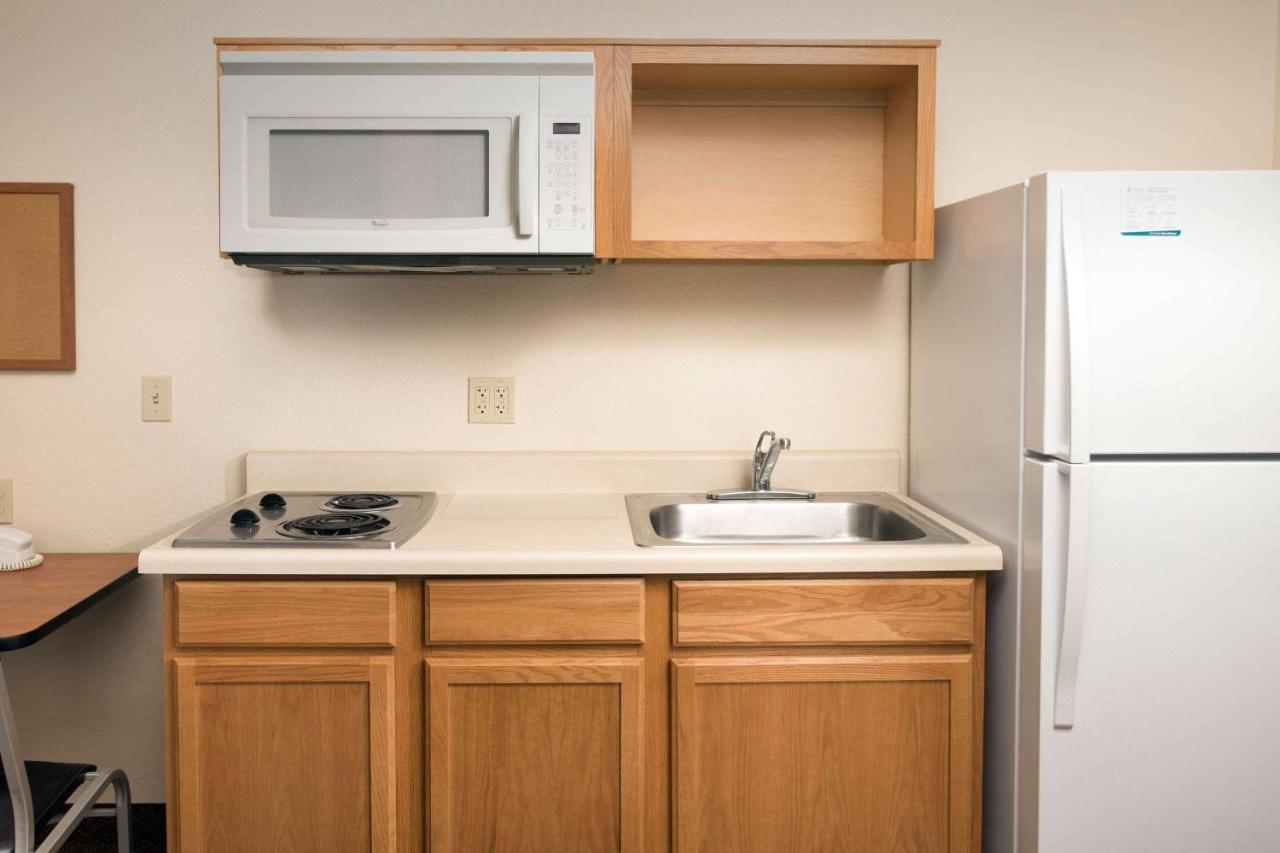 Woodspring Suites มิดแลนด์ ภายนอก รูปภาพ