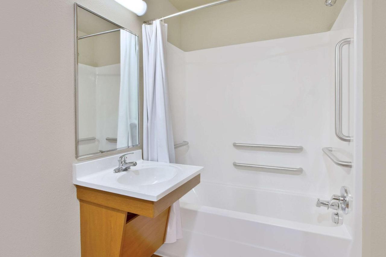 Woodspring Suites มิดแลนด์ ภายนอก รูปภาพ