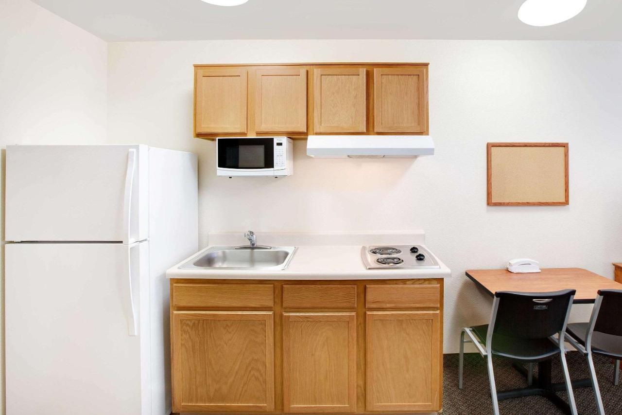 Woodspring Suites มิดแลนด์ ภายนอก รูปภาพ