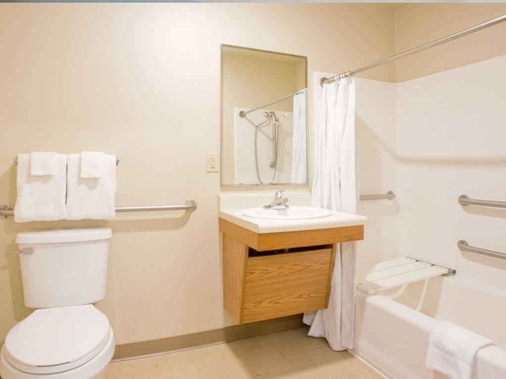 Woodspring Suites มิดแลนด์ ภายนอก รูปภาพ