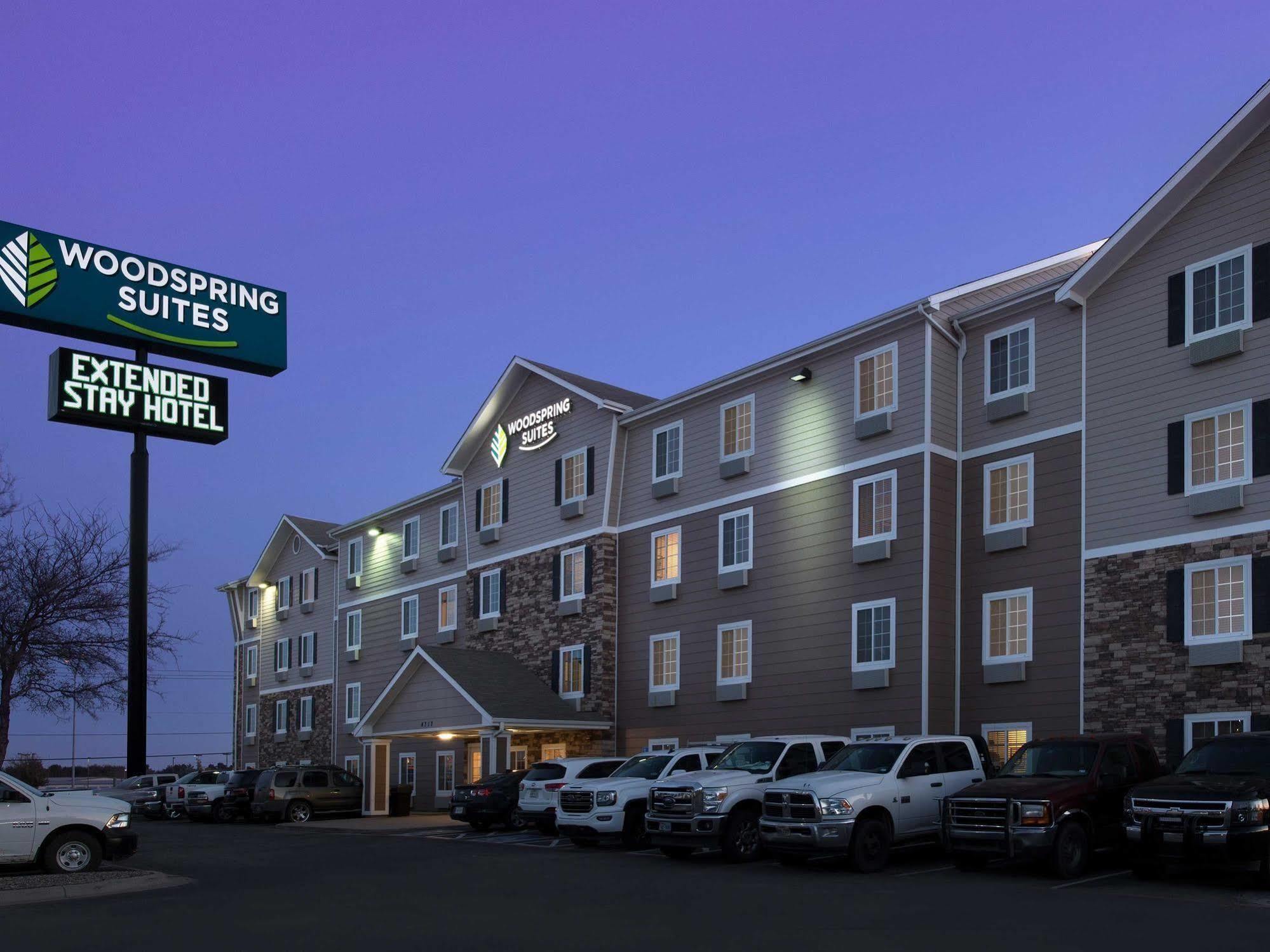 Woodspring Suites มิดแลนด์ ภายนอก รูปภาพ