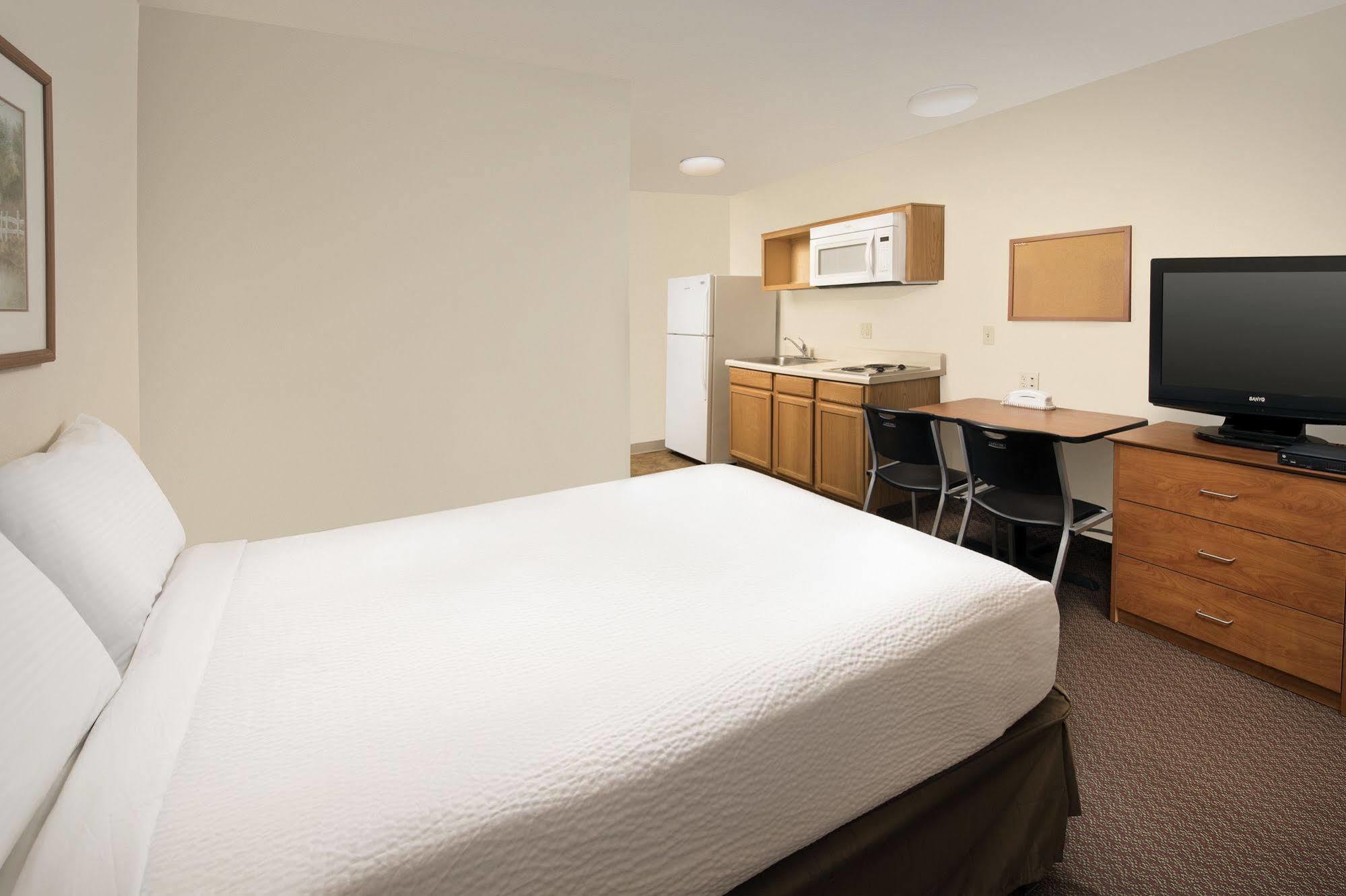 Woodspring Suites มิดแลนด์ ภายนอก รูปภาพ